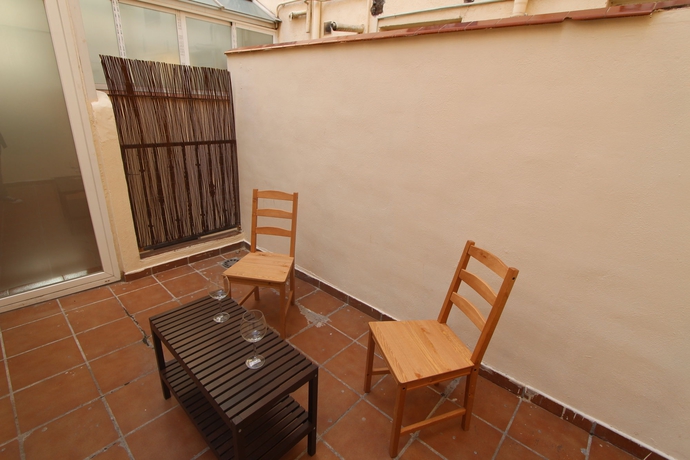 Imagen de los exteriores del Apartamentos Roisa Centro. Foto 12