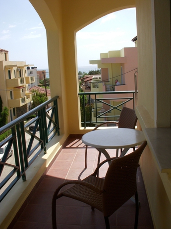 Imagen de la habitación del Apartamentos Romantica Hotel. Foto 5