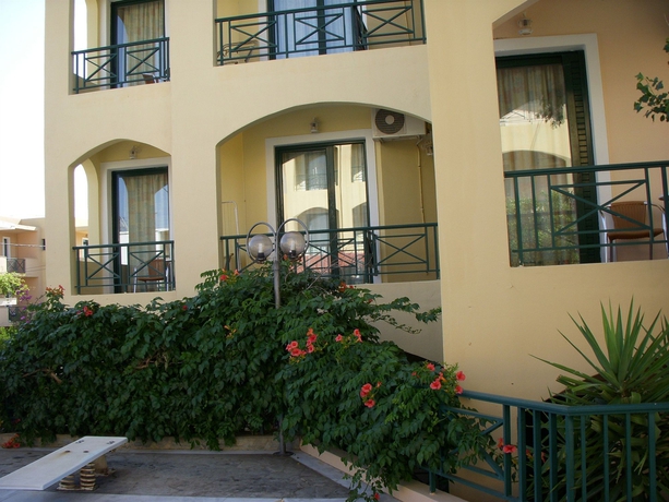 Imagen de la habitación del Apartamentos Romantica Hotel. Foto 6