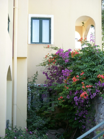 Imagen de los exteriores del Apartamentos Romantica Hotel. Foto 11