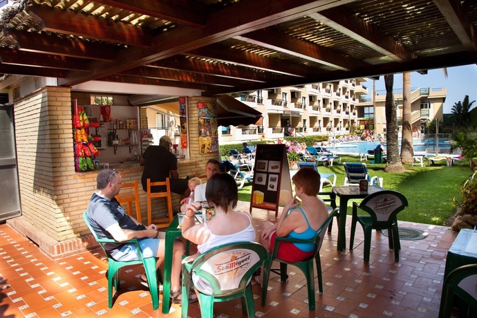 Imagen general del Apartamentos Ronda 4. Foto 11