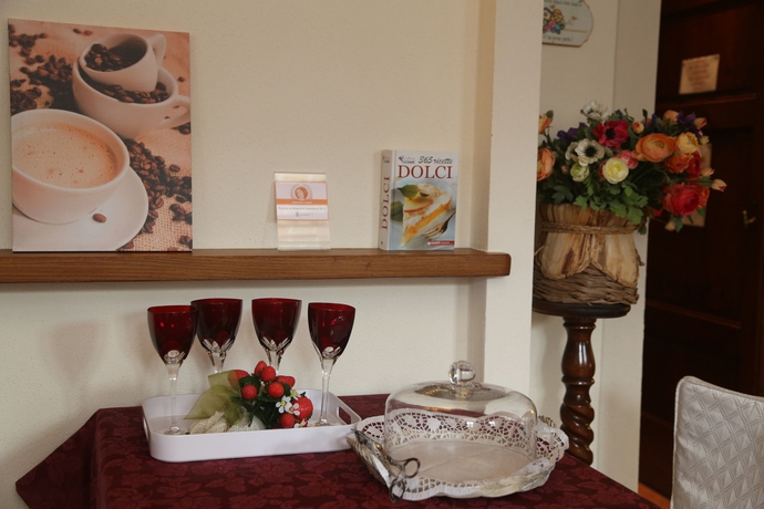 Imagen de los interiores del Apartamentos Rossellino. Foto 16