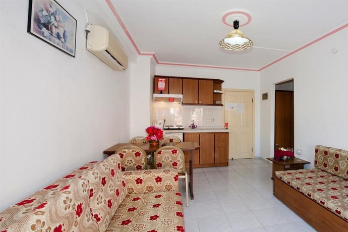 Imagen general del Apartamentos Rosy Apart. Foto 10