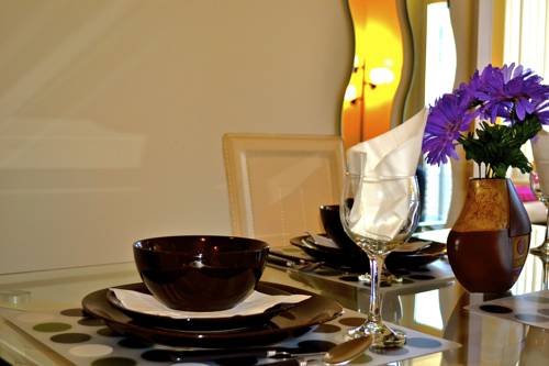 Imagen de la habitación del Apartamentos Royal Stays Furnished Apartments - Square One. Foto 12