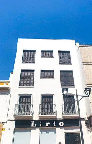 Imagen de los exteriores del Apartamentos Royal Suites Estepona by Croma. Foto 17