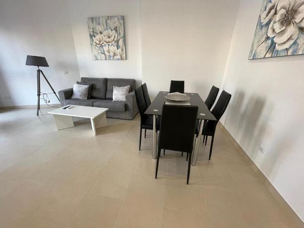 Imagen de la habitación del Apartamentos Royal Suites Estepona by Croma. Foto 14