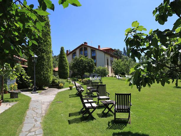 Imagen de los exteriores del Apartamentos Rurales L'Arquera. Foto 13