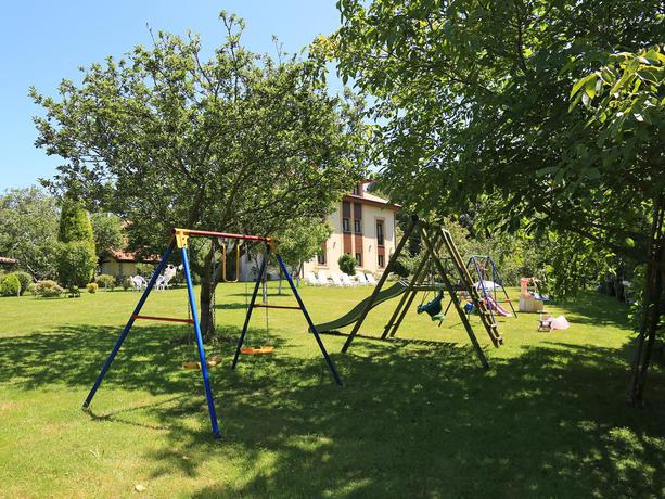 Imagen de los exteriores del Apartamentos Rurales L'Arquera. Foto 14