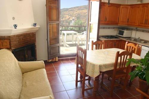 Imagen de la habitación del Apartamentos Rurales Las Chimeneas. Foto 6