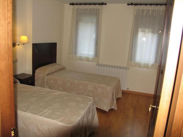 Imagen de la habitación del Apartamentos Russell. Foto 5