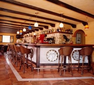 Imagen del bar/restaurante del Apartamentos S Argamassa Villas. Foto 1