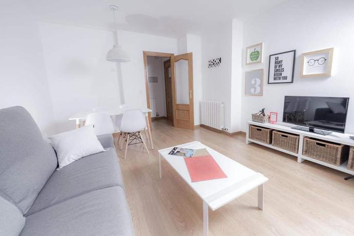 Imagen de la habitación del Apartamentos SAN JUAN, Teruel. Foto 16