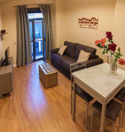 Imagen de la habitación del Apartamentos SEVITUR Seville Comfort. Foto 2