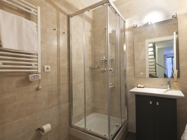 Imagen de la habitación del Apartamentos SLEEP Eixample by STAY. Foto 6