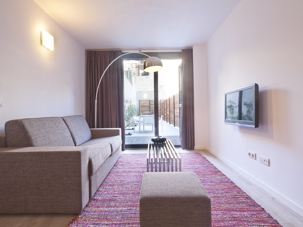 Imagen de la habitación del Apartamentos SLEEP Eixample by STAY. Foto 8