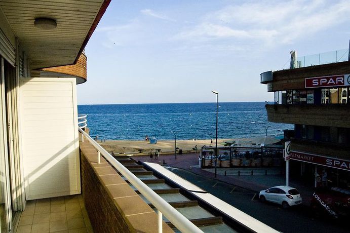 Imagen general del Apartamentos SUNSET APARTAMENTOS CARAVELA. Foto 8