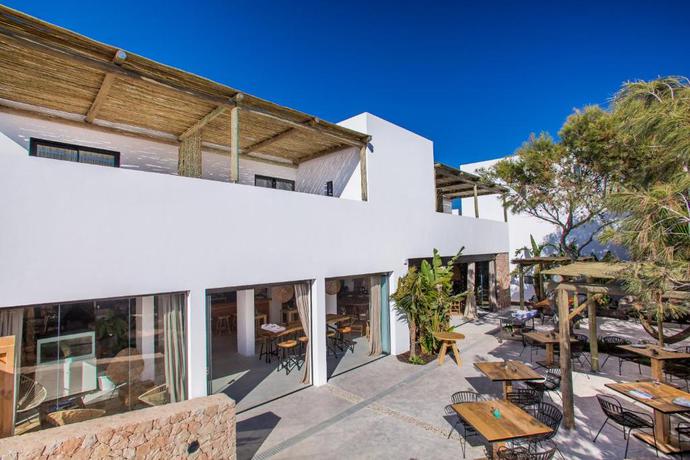 Imagen de los exteriores del Apartamentos Sa Cala Suites. Foto 18