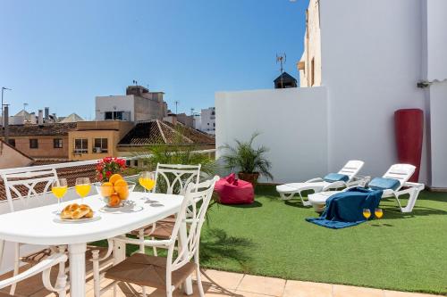 Imagen general del Apartamentos S&aacute;enz Suites Gallery by Bossh!. Foto 5