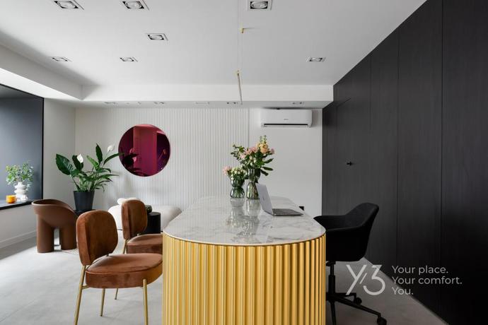 Imagen de los interiores del Apartamentos Saint Martin Residence by Y3 - Poznań Old Town with Wellness. Foto 9