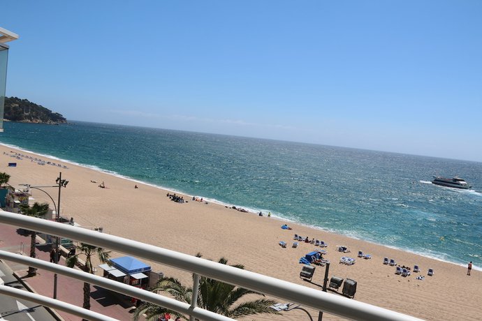 Imagen de los exteriores del Apartamentos Sala Mar. Foto 14