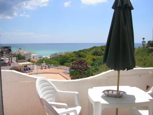 Imagen de la habitación del Apartamentos Salema Praia Club. Foto 4