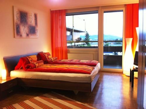 Imagen general del Apartamentos Salzburg. Foto 10