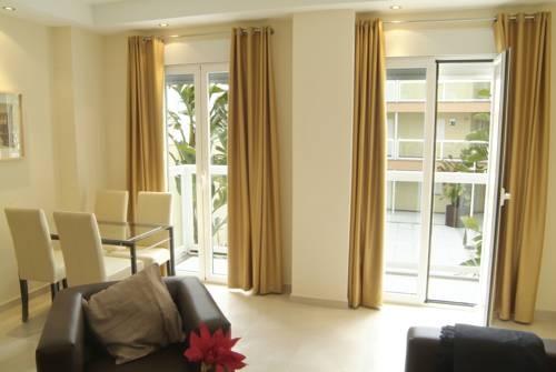 Imagen de la habitación del Apartamentos San Pablo Suites. Foto 4