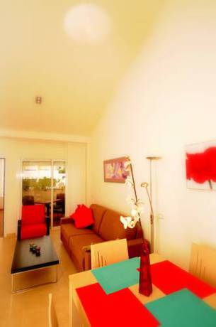 Imagen de la habitación del Apartamentos Sanasol. Foto 3