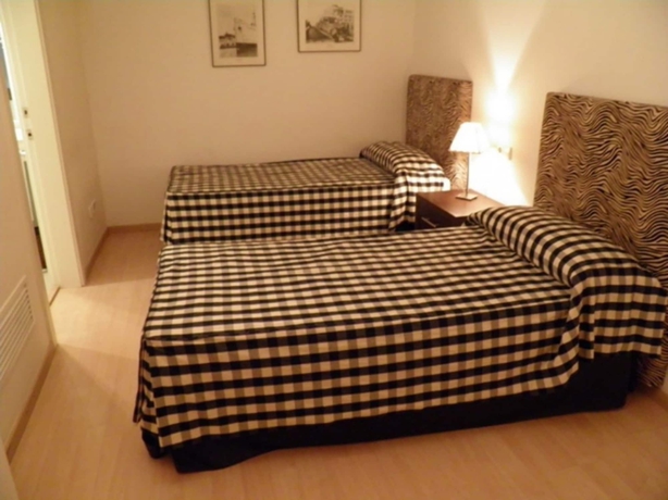 Imagen de la habitación del Apartamentos Sant Jordi Fontanella. Foto 5