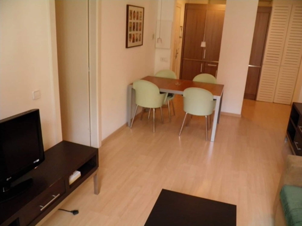 Imagen de la habitación del Apartamentos Sant Jordi Fontanella. Foto 10
