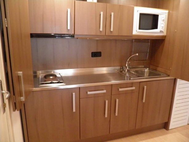 Imagen de la habitación del Apartamentos Sant Jordi Fontanella. Foto 11