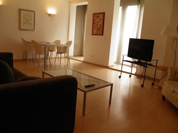 Imagen de la habitación del Apartamentos Sant Jordi Fontanella. Foto 15