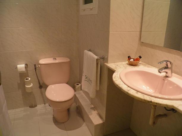 Imagen de la habitación del Apartamentos Sant Jordi Passatje Marimon. Foto 7