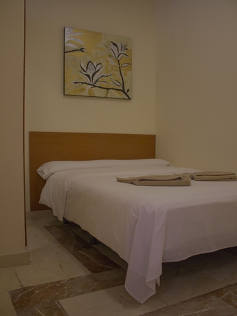 Imagen de la habitación del Apartamentos Santa Ana, Barrio de las Letras. Foto 6