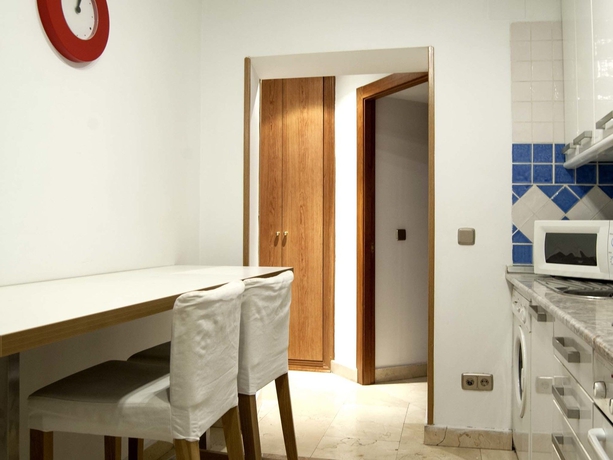 Imagen de los interiores del Apartamentos Santa Ana, Barrio de las Letras. Foto 15