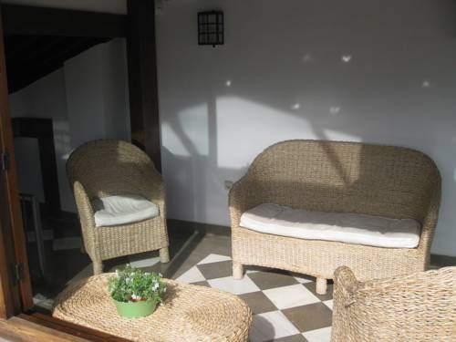 Imagen de los exteriores del Apartamentos Santa Ana, Granada. Foto 28