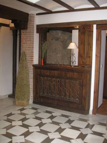 Imagen de los interiores del Apartamentos Santa Ana, Granada. Foto 36