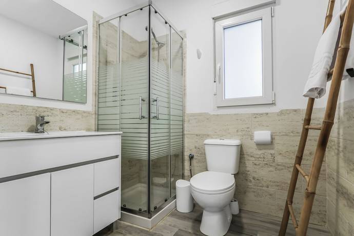 Imagen de la habitación del Apartamentos Santa Cruz Kiko Residences. Foto 8