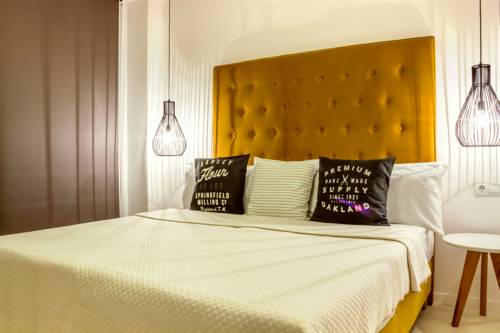 Imagen de la habitación del Apartamentos Santa Cruz, Málaga. Foto 4