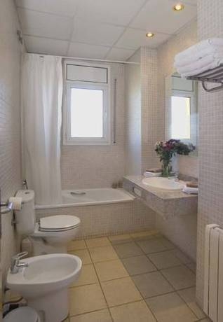 Imagen general del Apartamentos Santa Maria, Roses. Foto 10