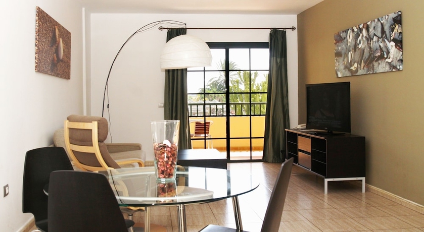 Imagen de la habitación del Apartamentos Santa Rosa, Costa Teguise. Foto 9