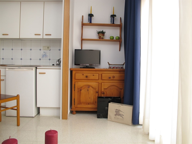 Imagen de la habitación del Apartamentos Santi, Lloret de Mar. Foto 5
