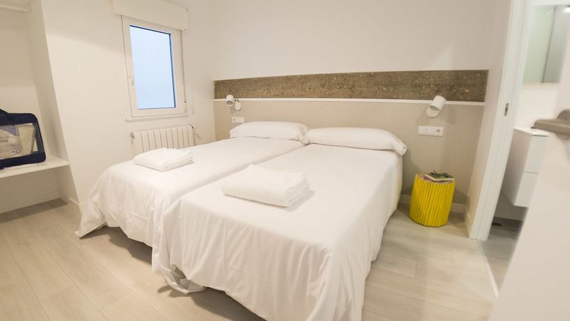 Imagen de la habitación del Apartamentos Santiago Center Rooms. Foto 5