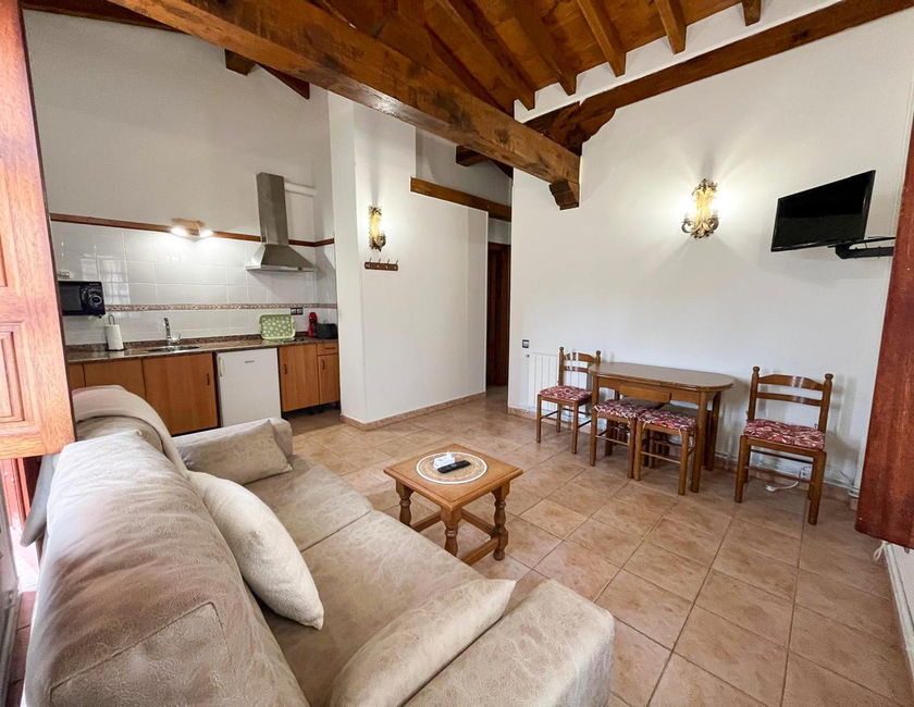 Imagen general del Apartamentos Santillana - Mijares 3000. Foto 3