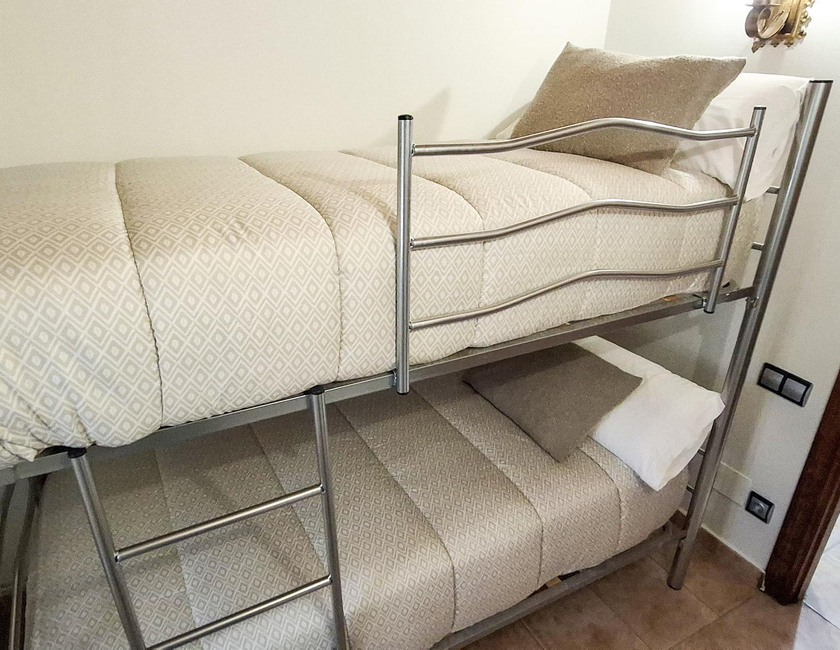 Imagen general del Apartamentos Santillana - Mijares 3000. Foto 12