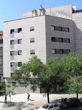 Imagen de los exteriores del Apartamentos Sata Park Guell. Foto 11