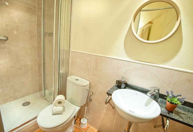 Imagen de la habitación del Apartamentos Sata Park Guell. Foto 5