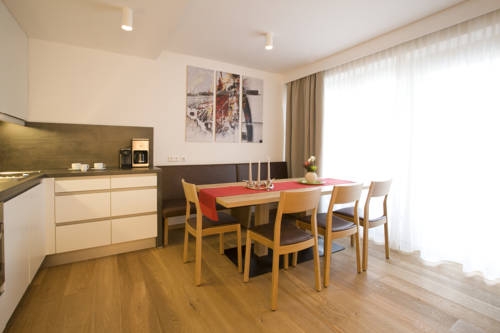 Imagen general del Apartamentos Schneeweiss Lifestyle - Apartments - Living. Foto 4