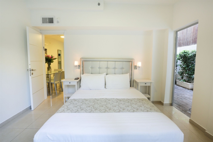 Imagen de la habitación del Apartamentos Sea Land Suites. Foto 3