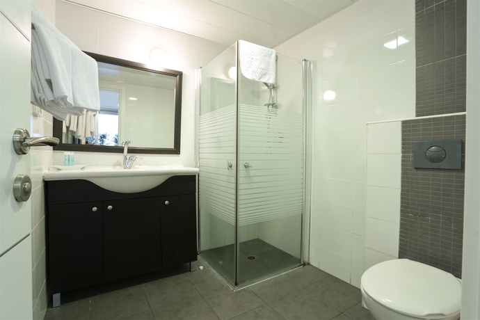 Imagen de la habitación del Apartamentos Sea Land Suites. Foto 7